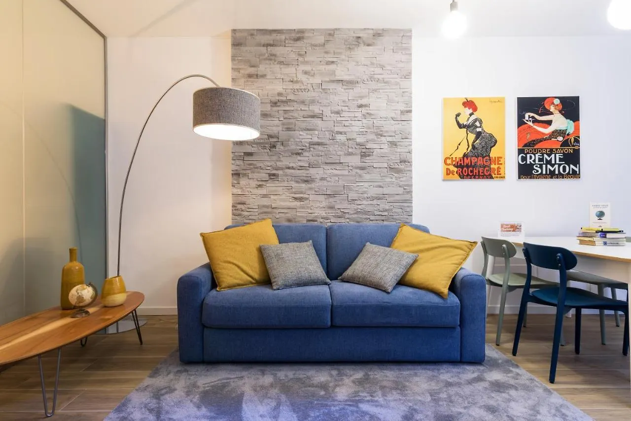Spazio M&M Cellini 3 Milán Italia